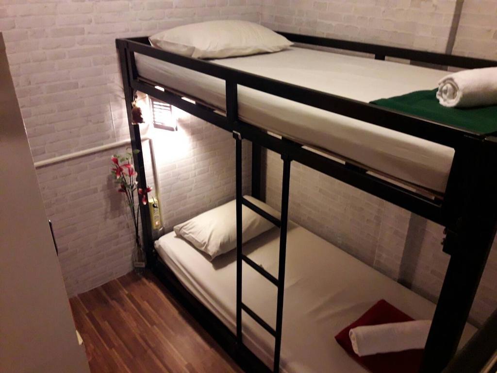 Bed Bangkok Hostel Екстер'єр фото