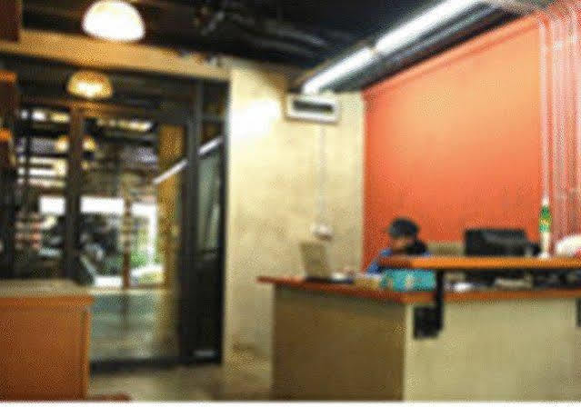 Bed Bangkok Hostel Екстер'єр фото
