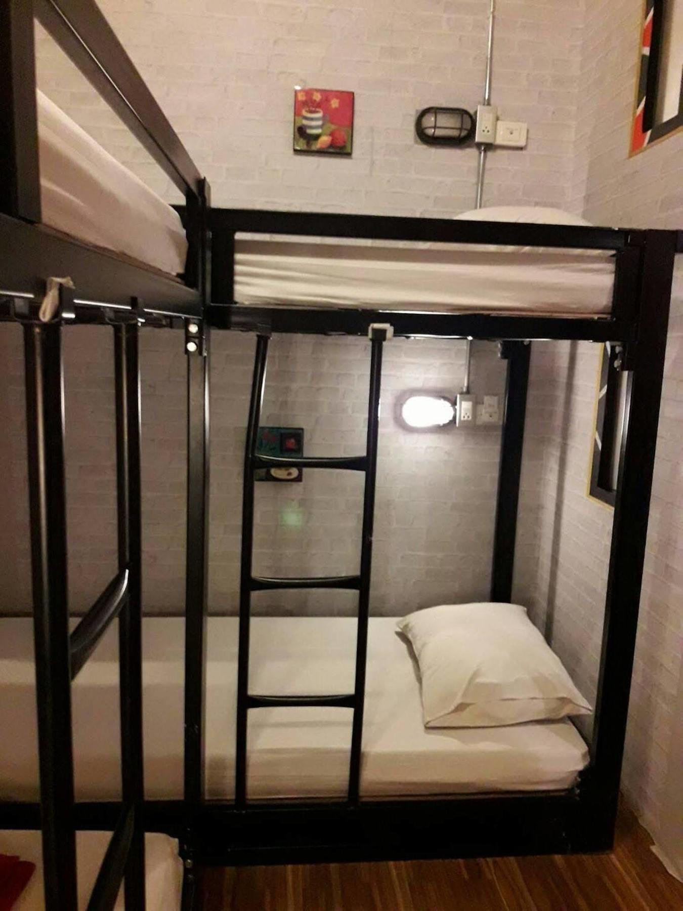 Bed Bangkok Hostel Екстер'єр фото