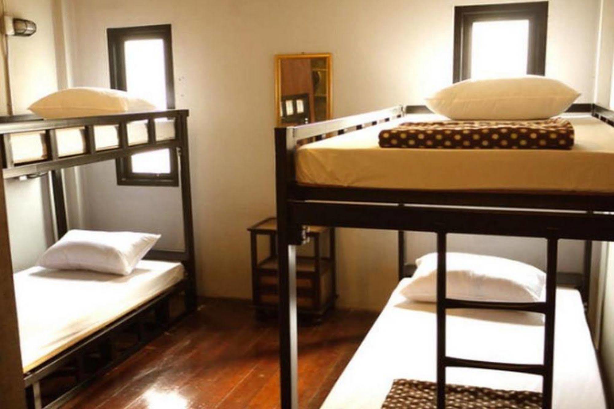 Bed Bangkok Hostel Екстер'єр фото